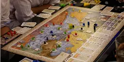 The 10 Best Sites to Play Online Board Games with Friends - Make Tech Easier