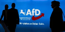 Klauen, Bedrängen, Provozieren: Wie die AfD ein Volksfest stört