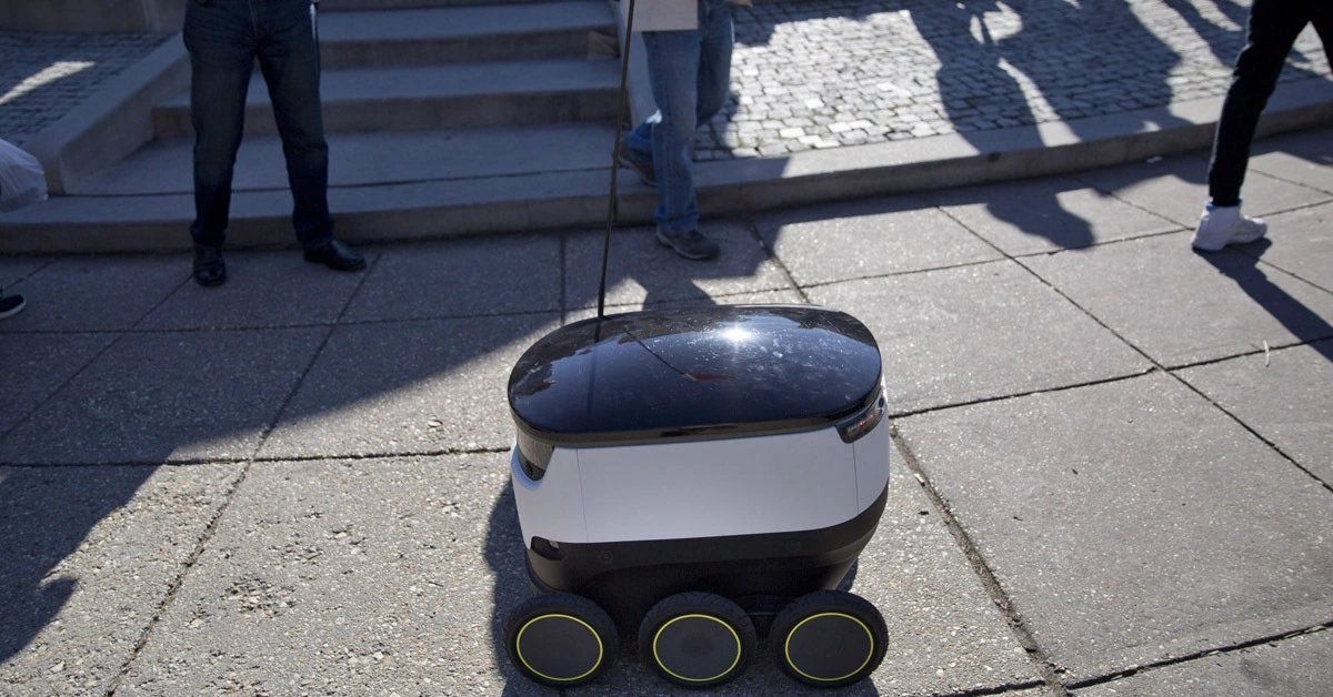 Cities need to get ahead of autonomous delivery robots