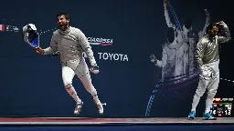 Eli Dershwitz's decade-long quest yields U.S. fencing history at world championships