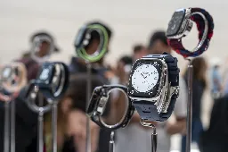Apple Stops Online Sales of Watches; Older Models Can’t Be Fixed