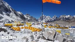 Mount Everest: Eleven tonnes of rubbish taken off Himalayan peaks