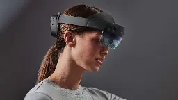 Microsoft Is Discontinuing HoloLens 2 As Production Ends