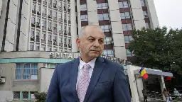 Achizițiile „speciale“ din curtea medicului Cătălin Cîrstoiu: un afacerist penal şi-a umplut conturile cu bani de la Spitalul Universitar