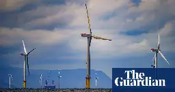 Labour tries to attract clean energy contracts with record £1.5bn for auction