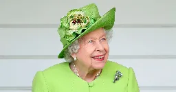 Late Queen sent advisor out in small hours to investigate crop circle sighting