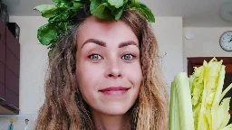 Vegan influencer 'dies of starvation' after trying to live with all fruit diet