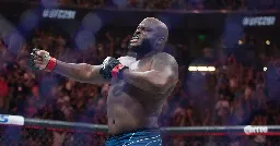 Derrick Lewis arrested, charged with reckless driving after allegedly doing 136 mph in Lamborghini