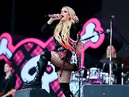 Avril Lavigne was another Glastonbury artist plonked on too small a stage - review