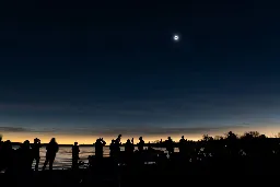 Here is the atmosphere of a total solar eclipse in North America
