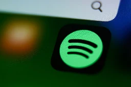 Spotify spotted prepping a $19.99/mo 'Superpremium' service with lossless audio, AI playlists and more | TechCrunch