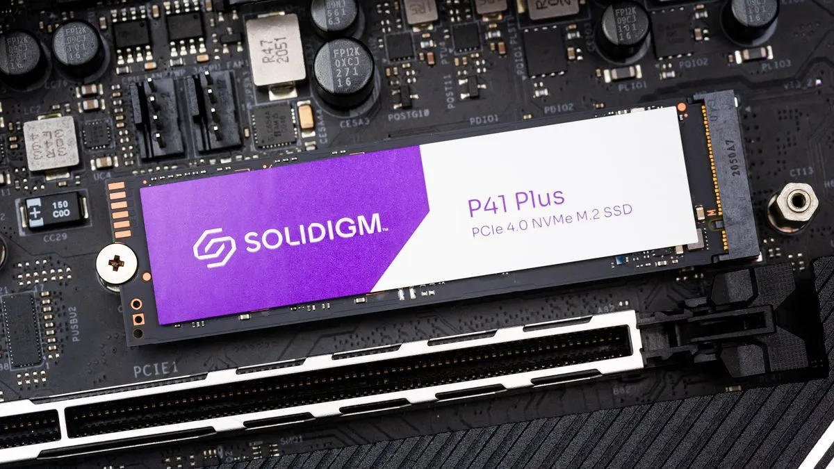 Solidigm pulls out of consumer SSD market with discontinuation of drives