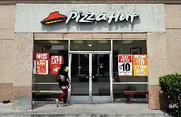 Pizza Hut franchises in California lay off all delivery drivers ahead of minimum wage increase