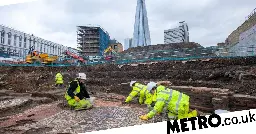 2,000-year-old twist in the London Bridge tiles