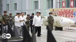 North Korea's Kim orders boost to missile production – DW – 08/14/2023