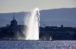 Accident in Geneva: He puts his head on the Jet d’eau nozzle and ends up in hospital
