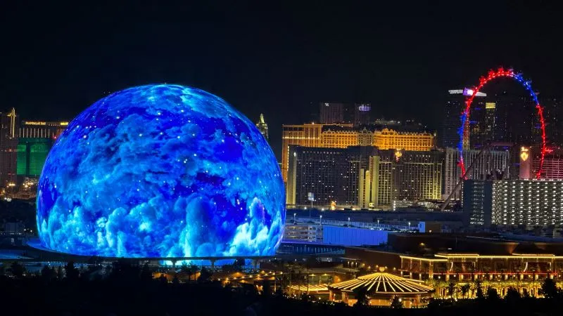 This futuristic concert venue in Las Vegas is a giant sphere with the world’s biggest LED screen | CNN