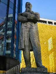 Fun fact, after the euromaidan coup in 2014, an artist travelled to Ukraine and brought back a massive statue of Engels to display in Manchester,