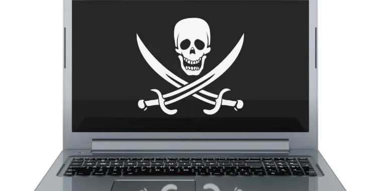 Film companies demand names of Reddit users who discussed piracy in 2011