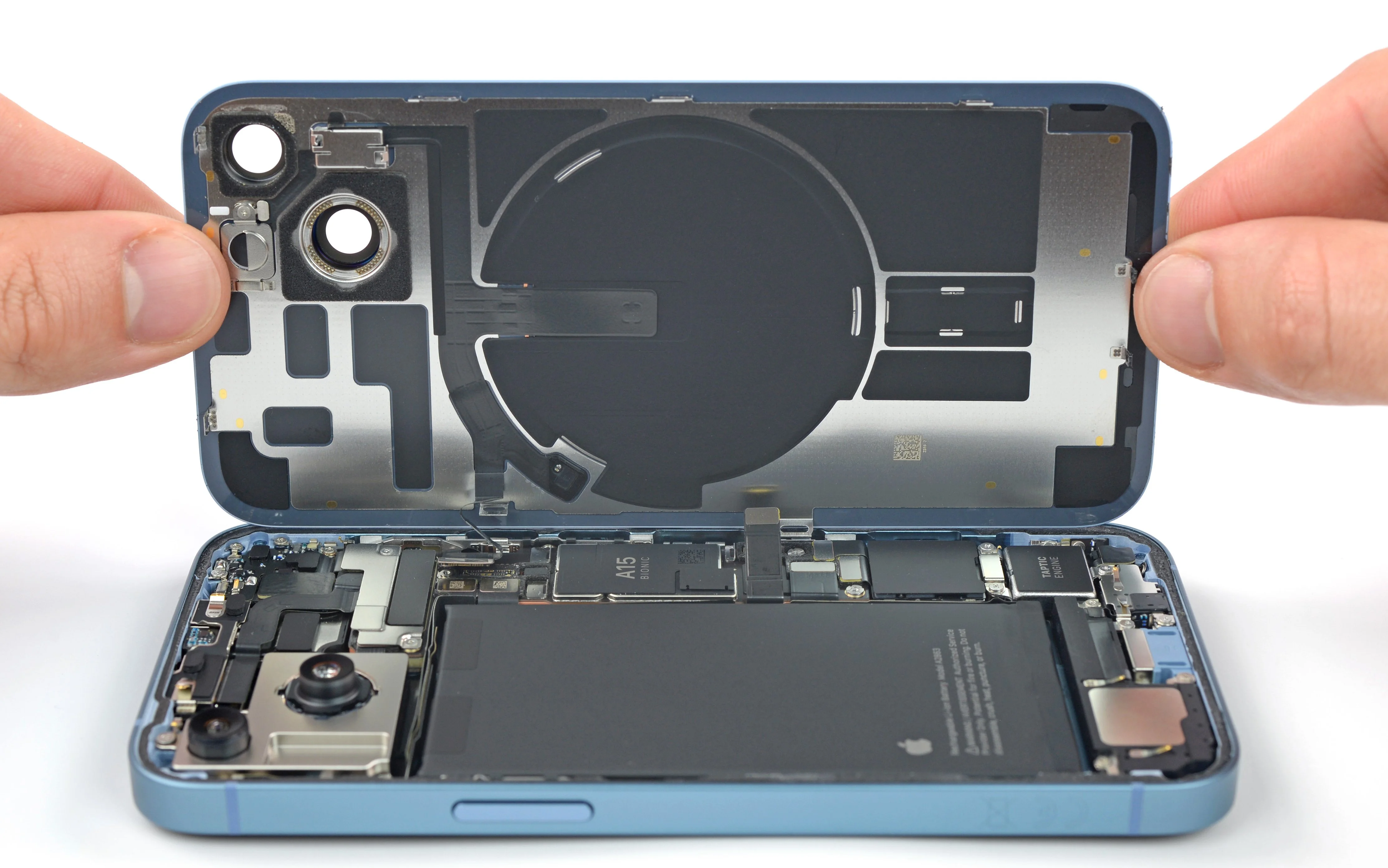 We Are Retroactively Dropping the iPhone’s Repairability Score | iFixit News