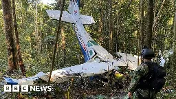 Mapping the search for Colombia's plane crash children