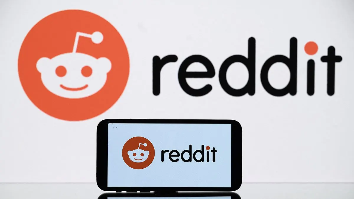 Reddit is DOWN for thousands of users