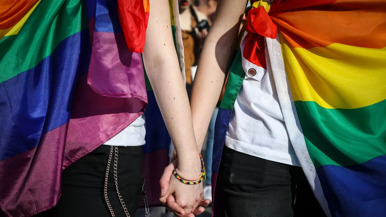 Nearly One in 10 Americans Now Identify as LGBTQ+, Thanks to Bisexuals and Gen Z