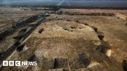 West Deeping archaeological dig unearths 6,000 years of history