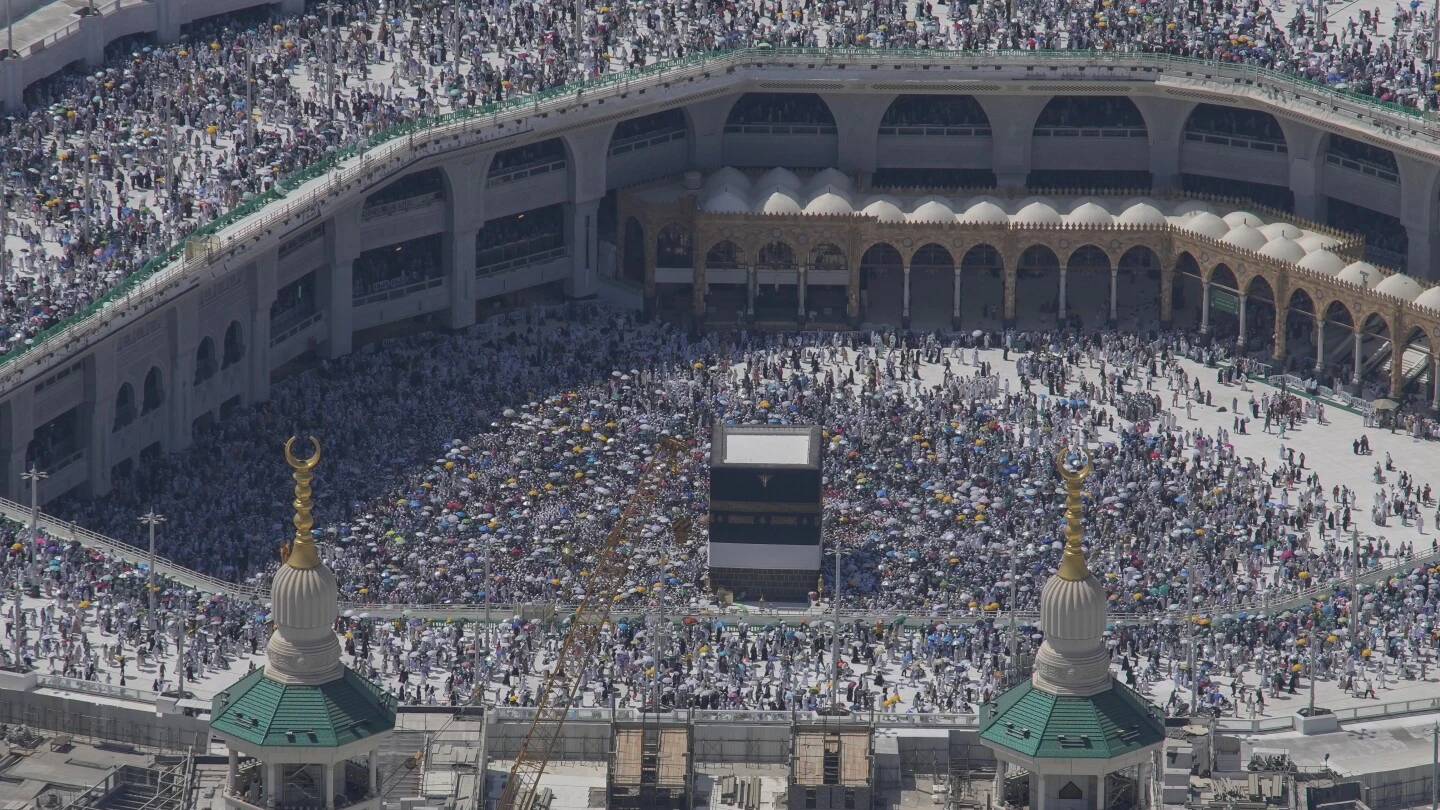 Death toll at Hajj pilgrimage rises to 1,300 amid scorching temperatures