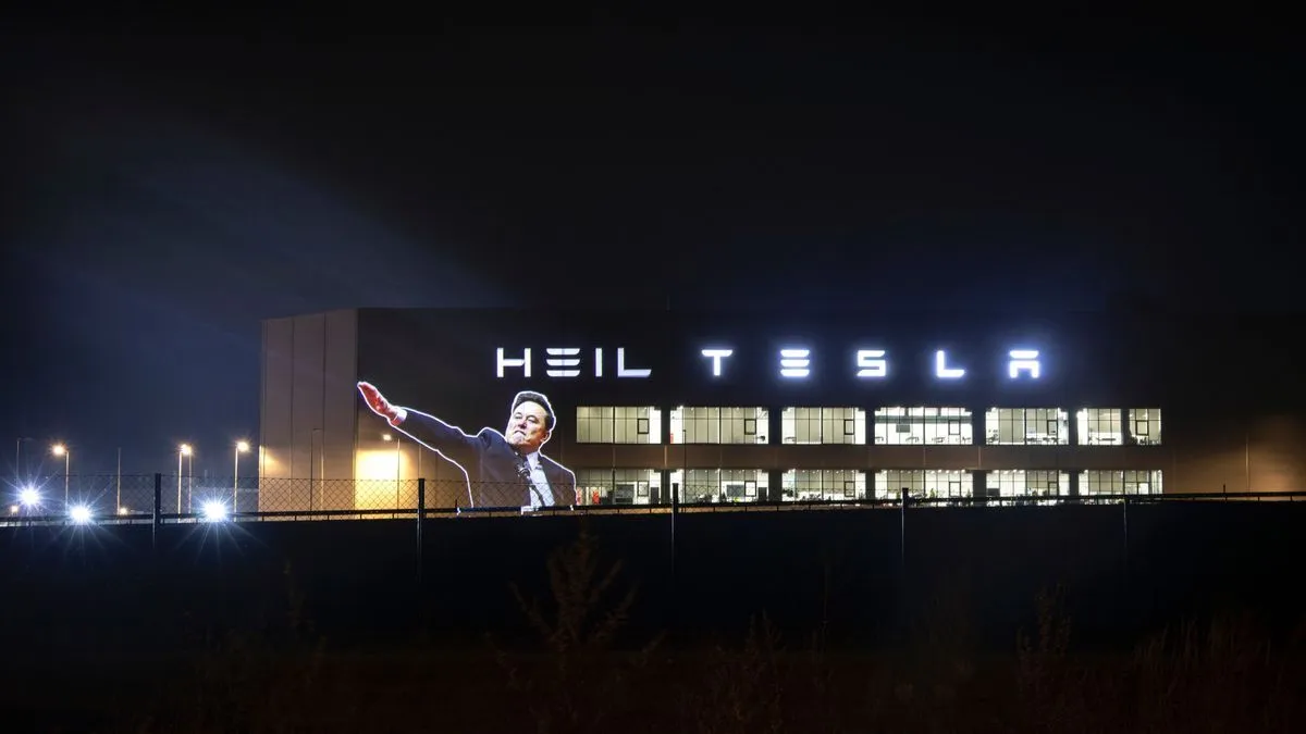 »Heil Tesla« – Staatsschutz ermittelt nach Projektion auf Tesla-Fabrik