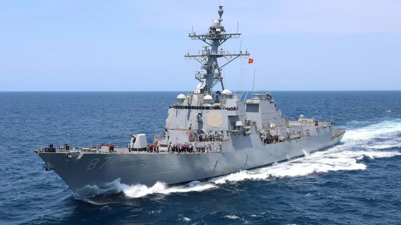 US destroyer has ballistic missiles fired toward it, after responding to attack on commercial tanker | CNN Politics