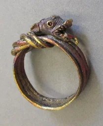 Graeco-Roman gold dragon ring, 1st-2nd century AD