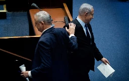 Netanyahu, Gantz agree to form emergency unity government