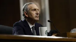 Howard Schultz violated labor law by telling employee ‘if you’re not happy at Starbucks, you can go work for another company’ | CNN Business