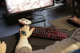 Why Pro Players Tilt Their Keyboard