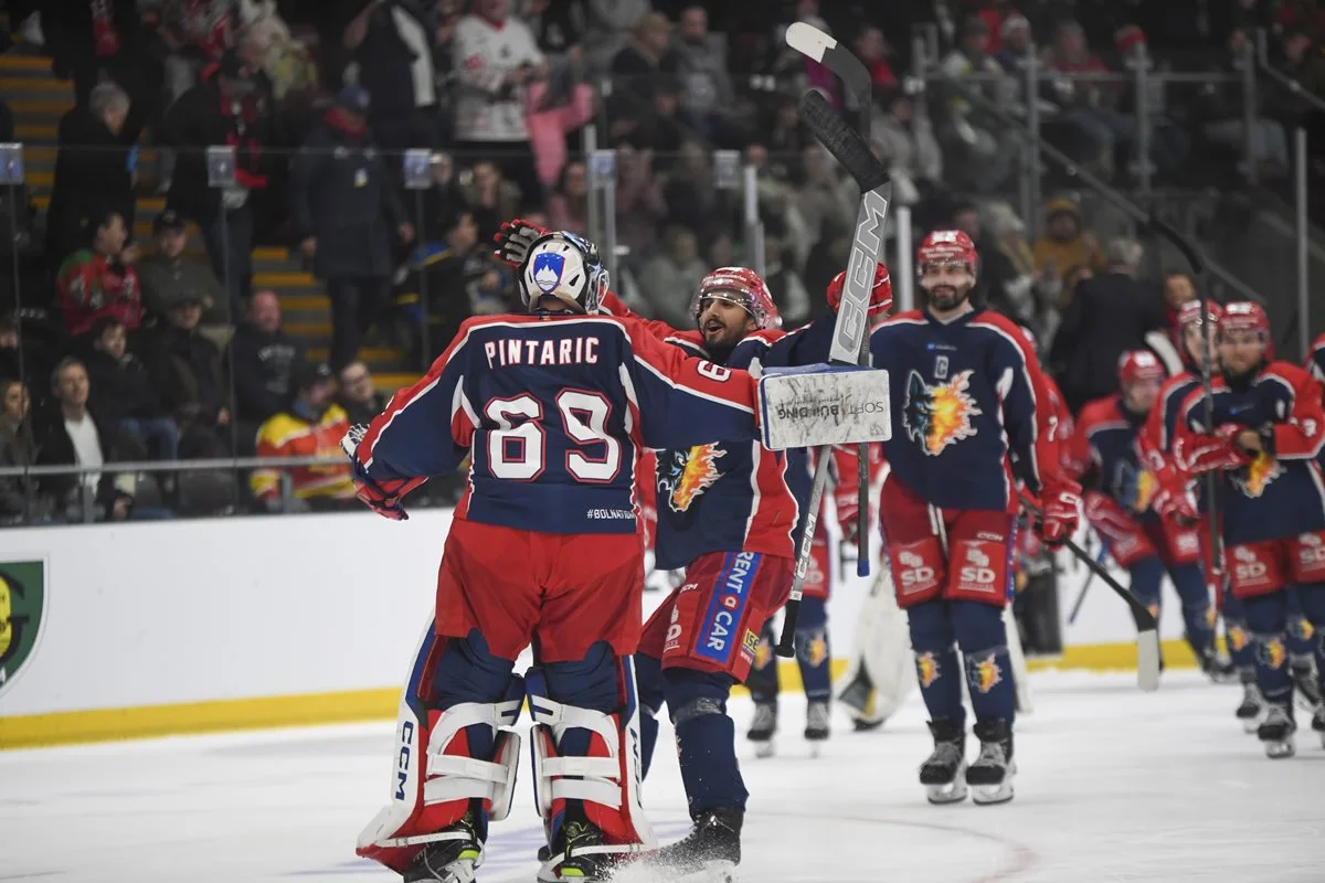 IIHF - Bruleurs de Loups edges past GKS