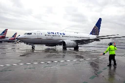 United plane departing from SFO lands in Oregon with missing panel