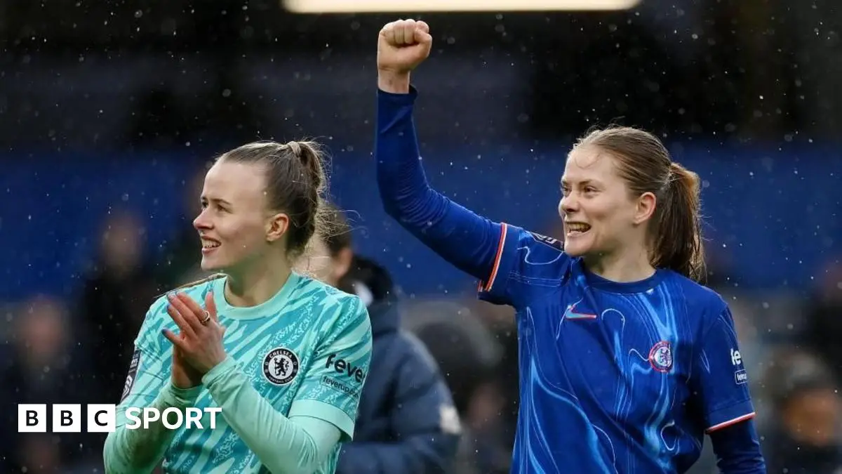 WSL leaders Chelsea target unbeaten season after 'perfect' day