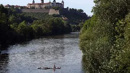 Großeinsatz der Polizei: Kind ertrinkt in Würzburg im Main