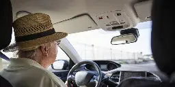 Falschfahrt und Unfall: 87-Jähriger sorgt für Verkehrschaos in Franken