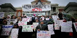 'Renters Are Struggling': Economists Back Tenant-Led Push for Federal Rent Control