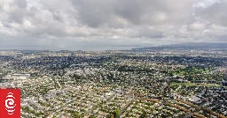 House prices continue to fall, with Auckland's dropping the most