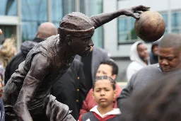 We thought Allen Iverson’s 76ers statue would be bigger
