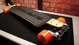 This Electric Skateboard Could Be the Year's Winner: Has the Speed and Power We Want