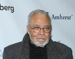 Hollywood Remembers James Earl Jones: “There Will Never Be Another Combination Of His Graces”