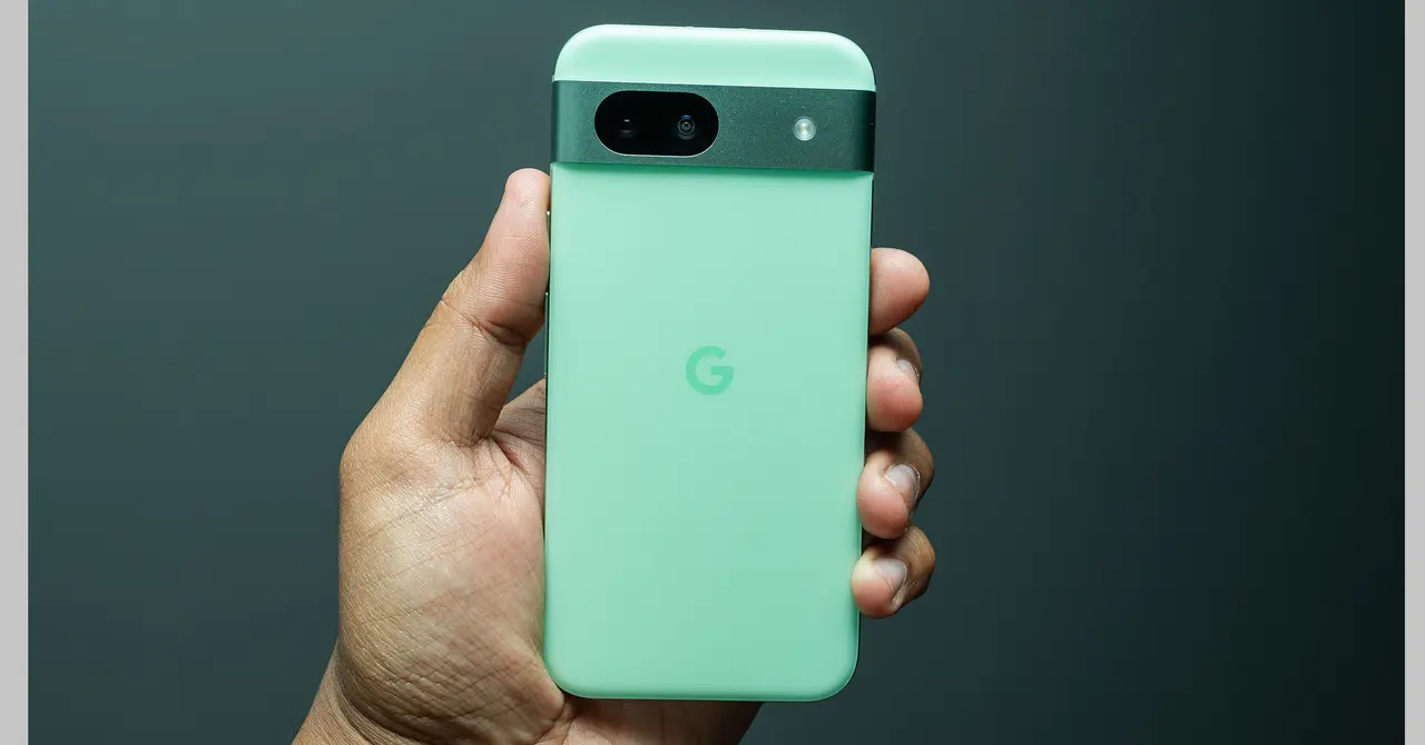 Nearly All Google Pixel Phones Exposed by Unpatched Flaw in Hidden Android App