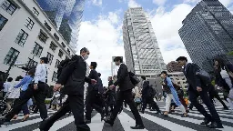 Microsoft tried a 4-day workweek in Japan. Productivity jumped 40% | CNN Business