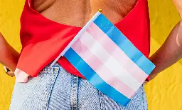 Thousands of transgender patients in England excluded from cancer screening - stylmag.com