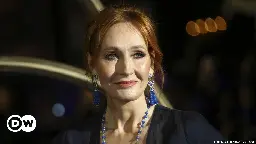 J.K. Rowling's essay on trans rights up for award – DW – 12/22/2020