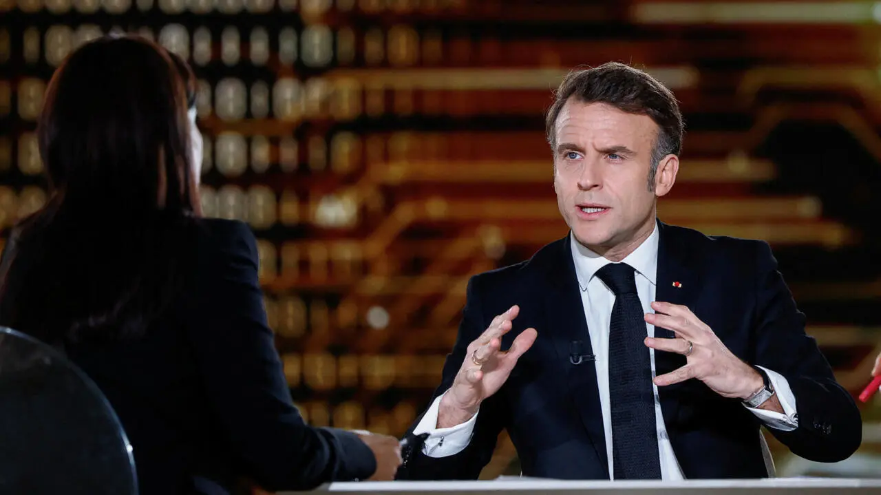 Macron announces €100 billion investment in AI with deepfake video blitz